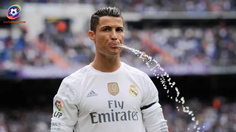 Meme Ronaldo khiến người xem không thể nhịn cười