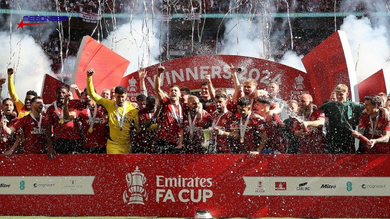 Manchester United - Thương hiệu bóng đá toàn cầu với lượng fan trải rộng khắp các châu