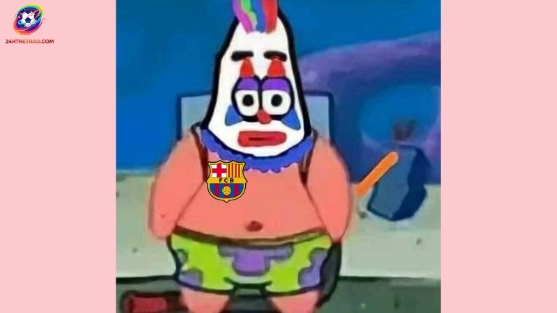 Chú hề mập lùn Barcelona cũng bị tổn thương