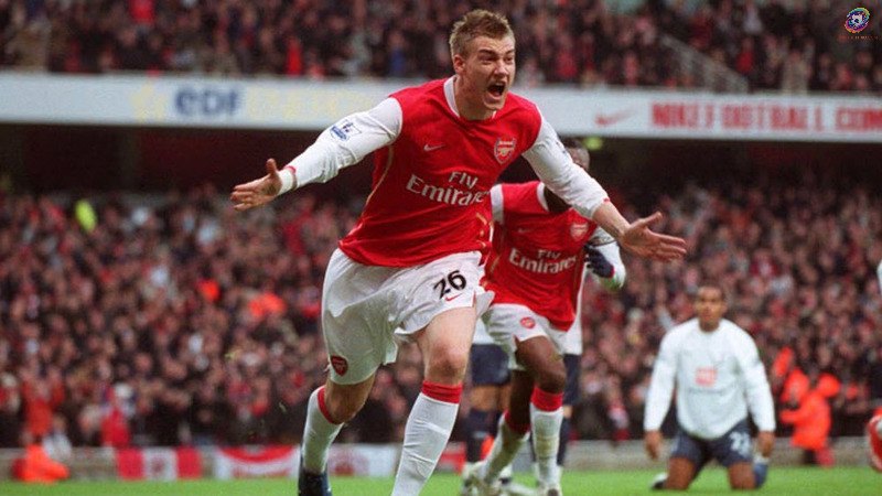 Cú sút hướng thẳng… thần thoại