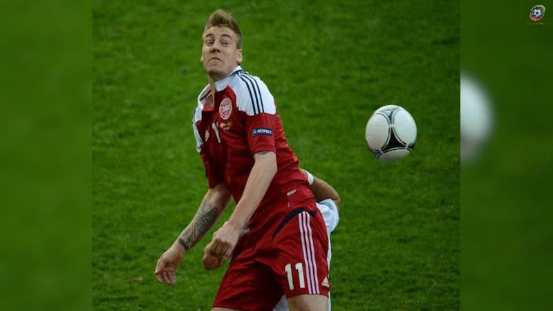 Ra sân lớn nhưng phong thái không đổi