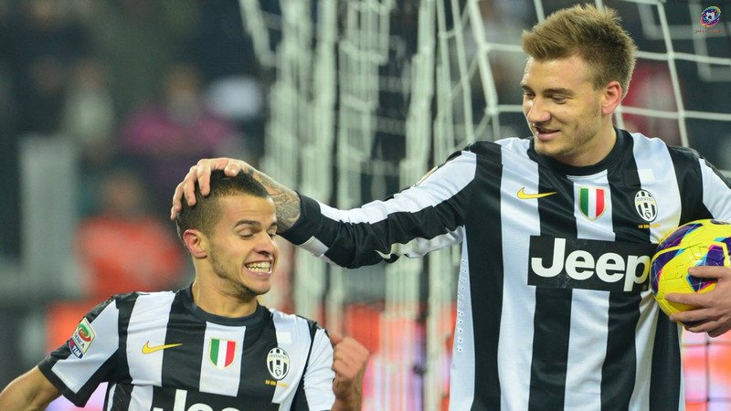 Xuất ngoại nhưng khí chất vẫn hài